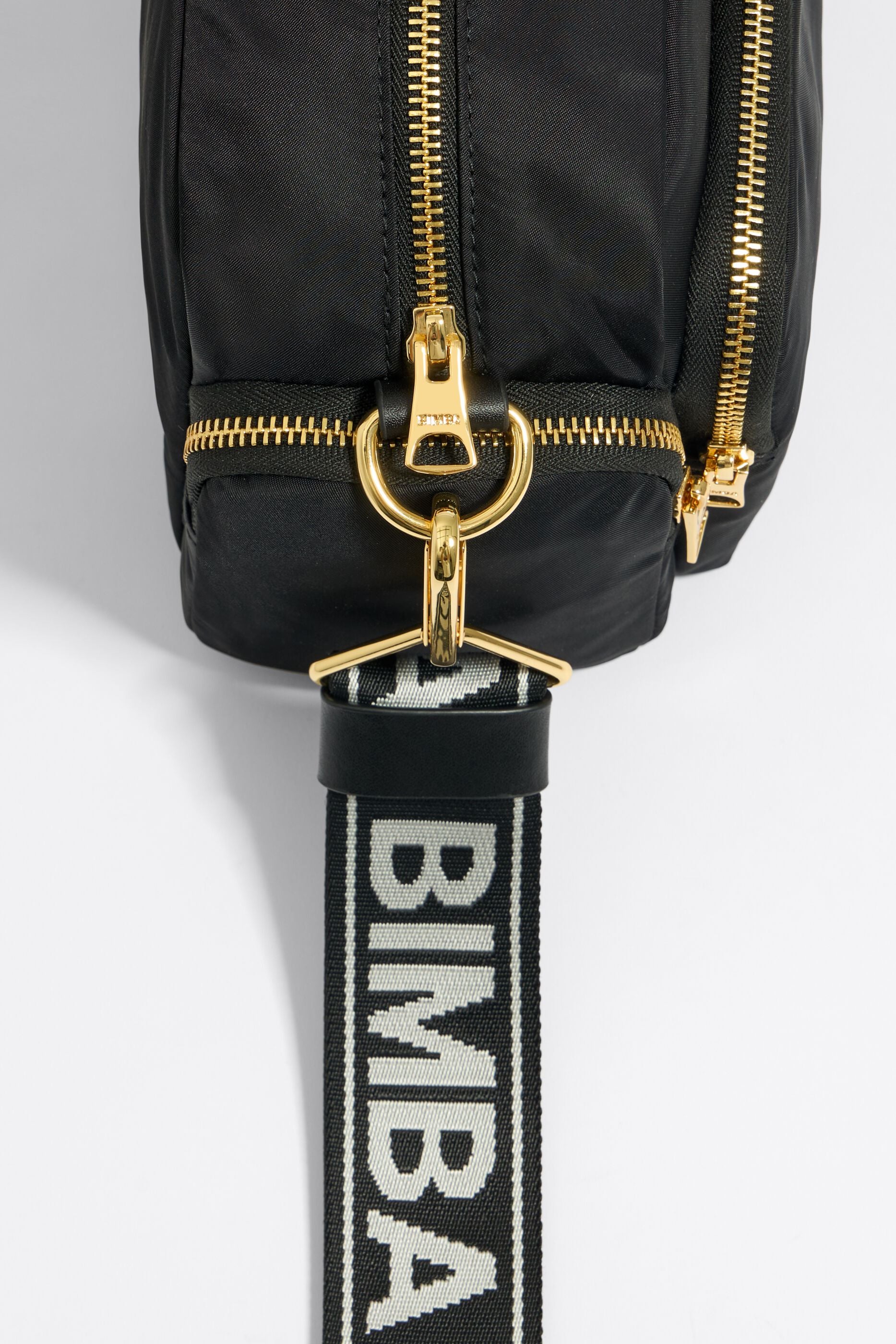 Medium black Pocket crossbody bag