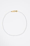 Logo and pearls necklace