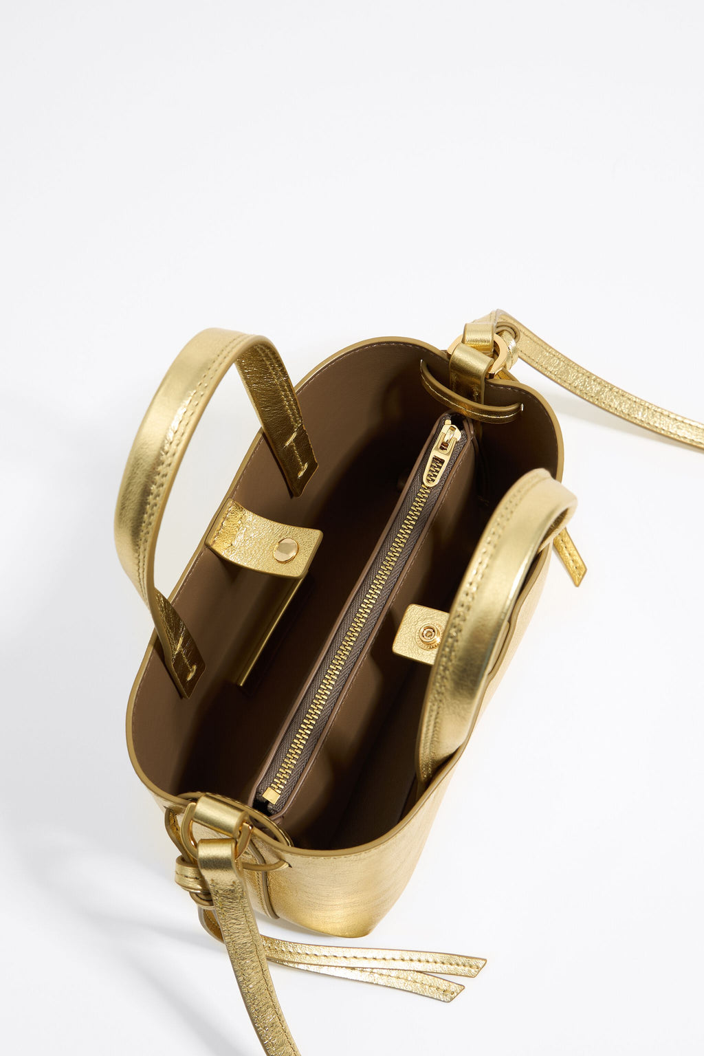 Mini gold leather Chihuahua bag