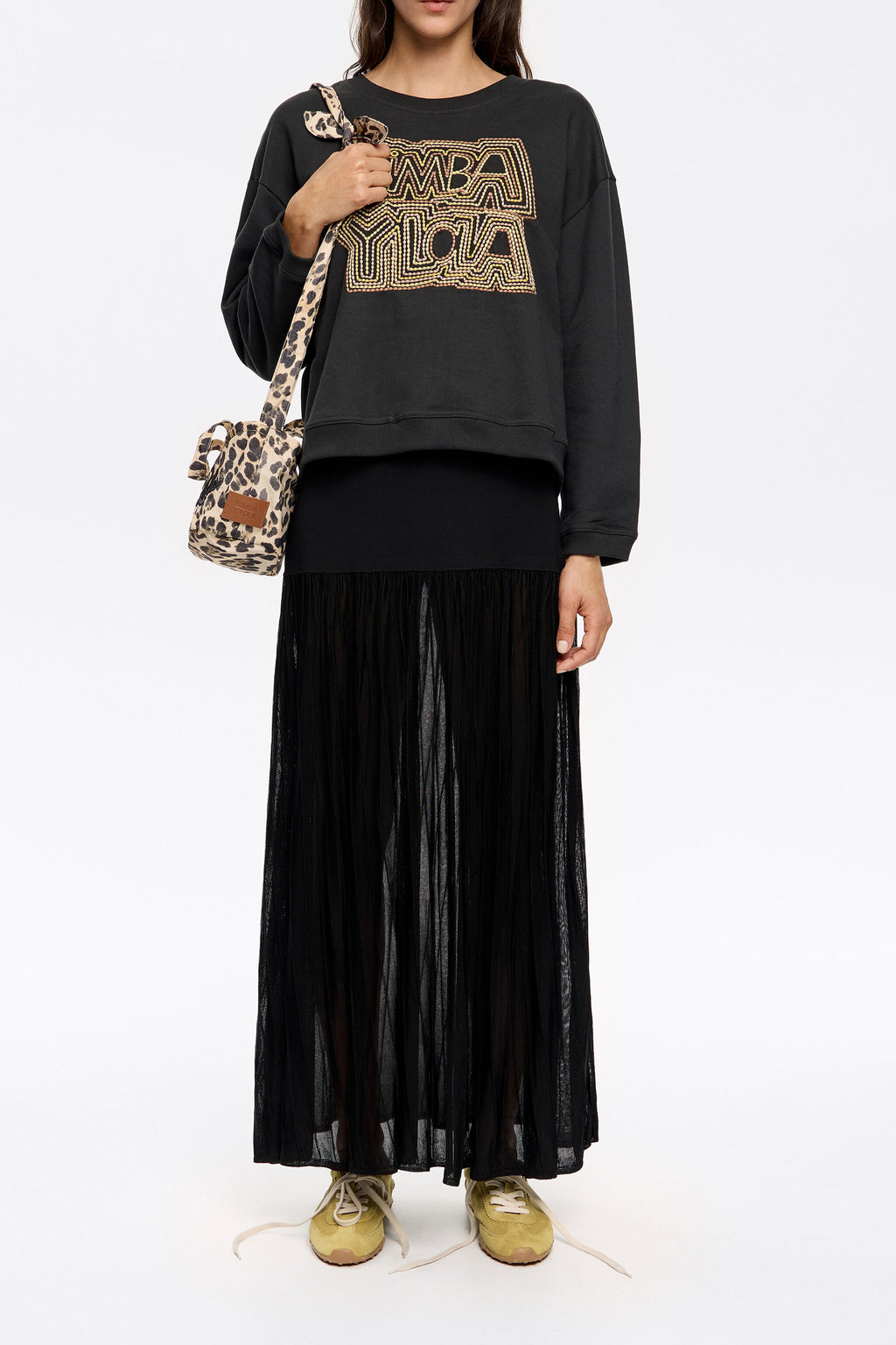 Black embroidered logo sweatshirt