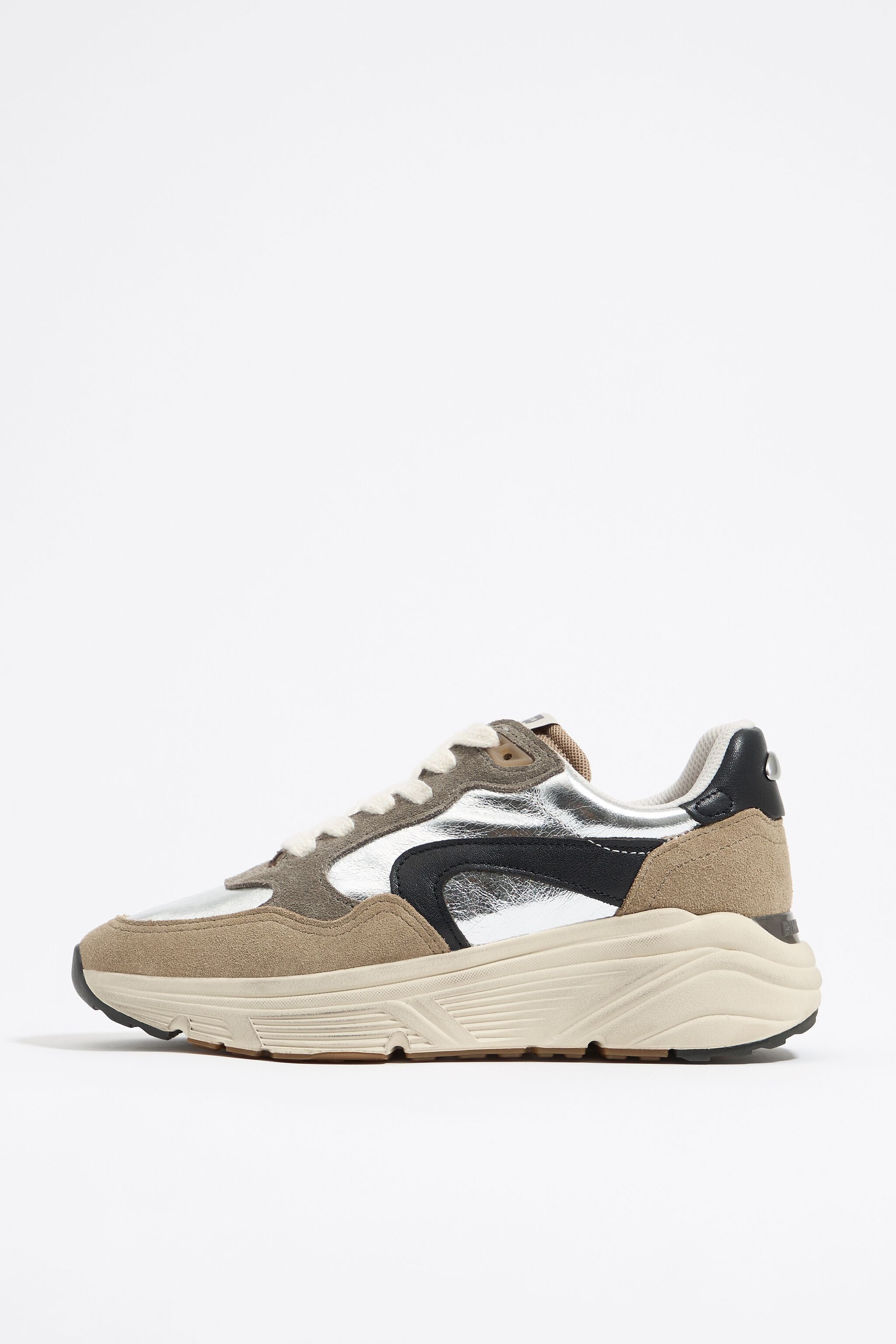 Silver 13 12  jogger sneaker