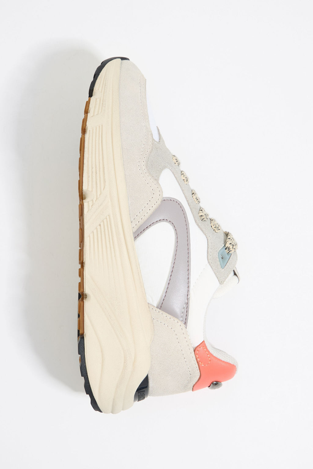 White 13 12 jogger sneaker