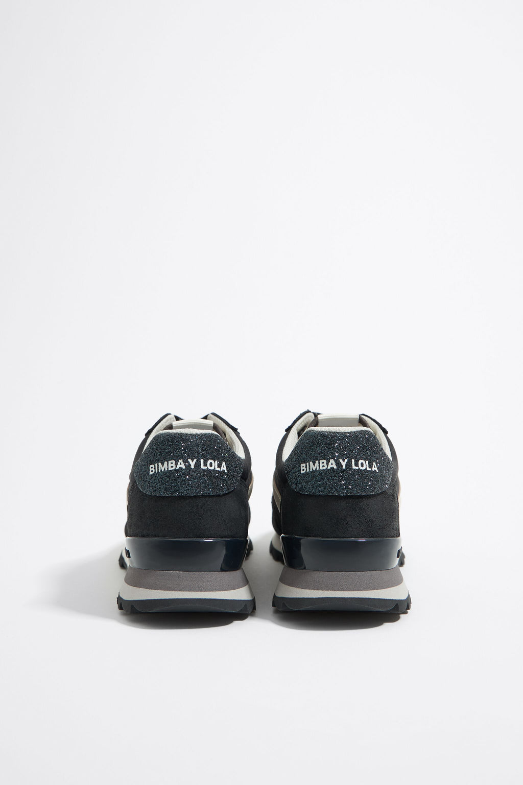 Black 13 19 technical sneaker
