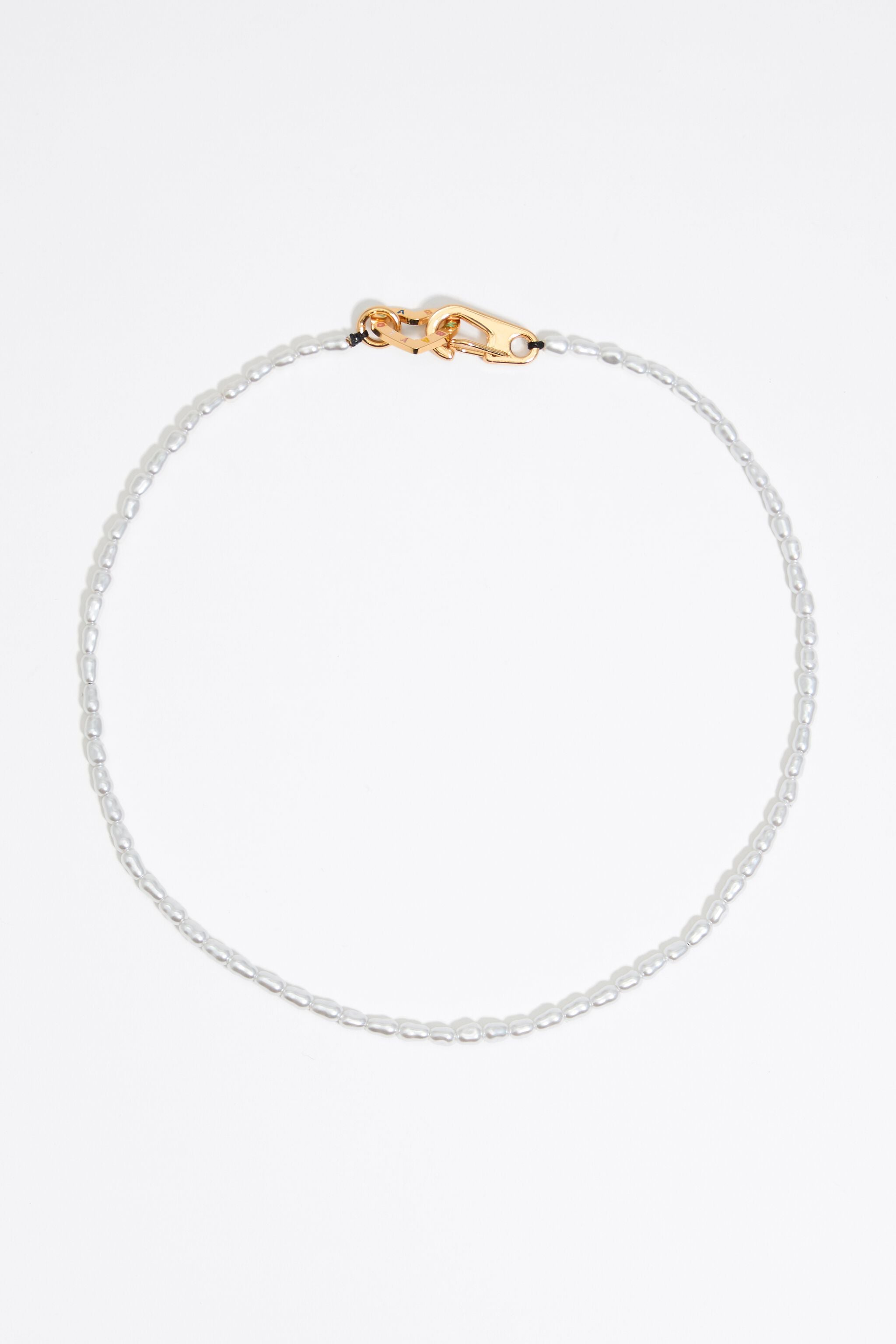 Pearls and logo heart necklace