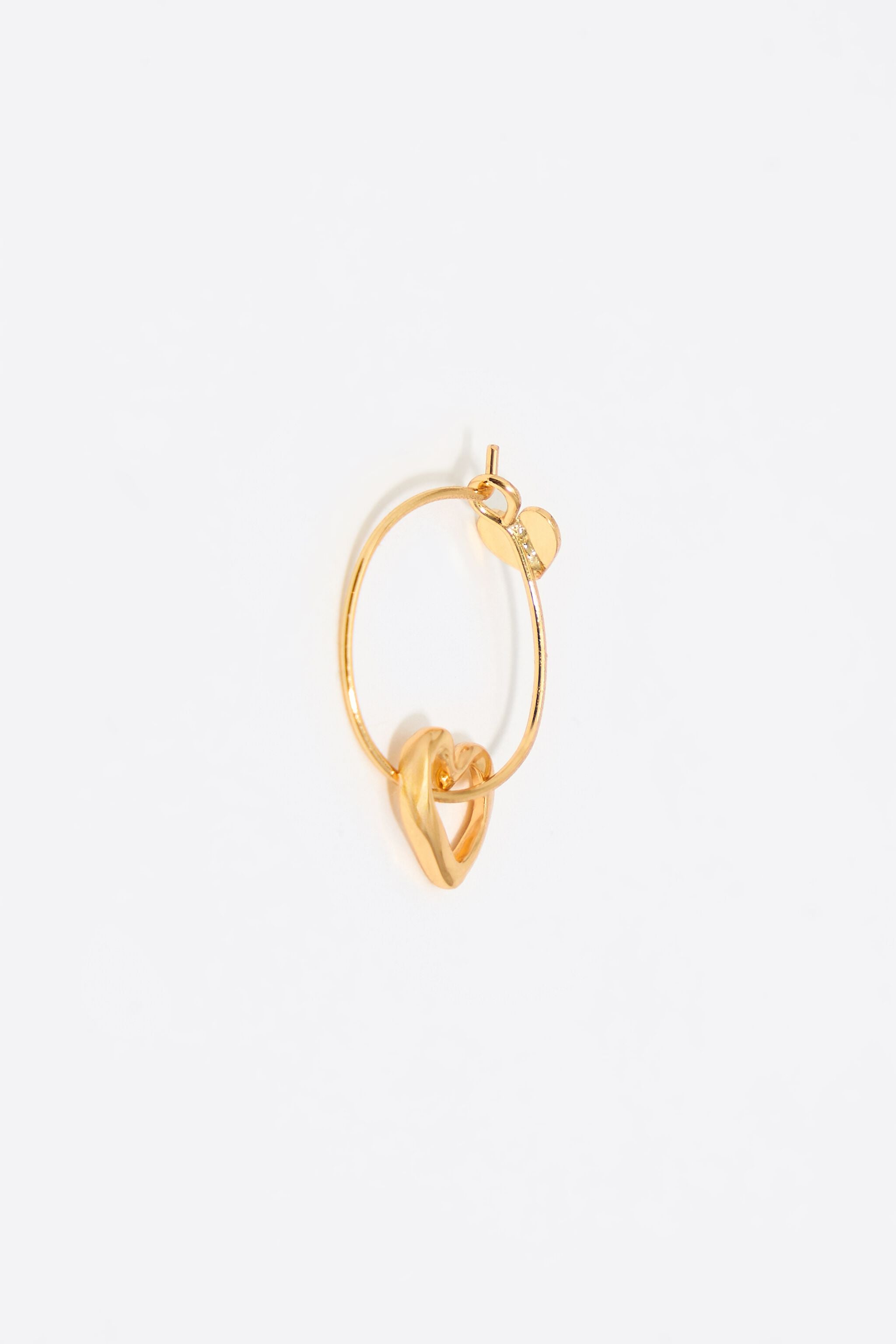 Textured gold heart hoop earrings