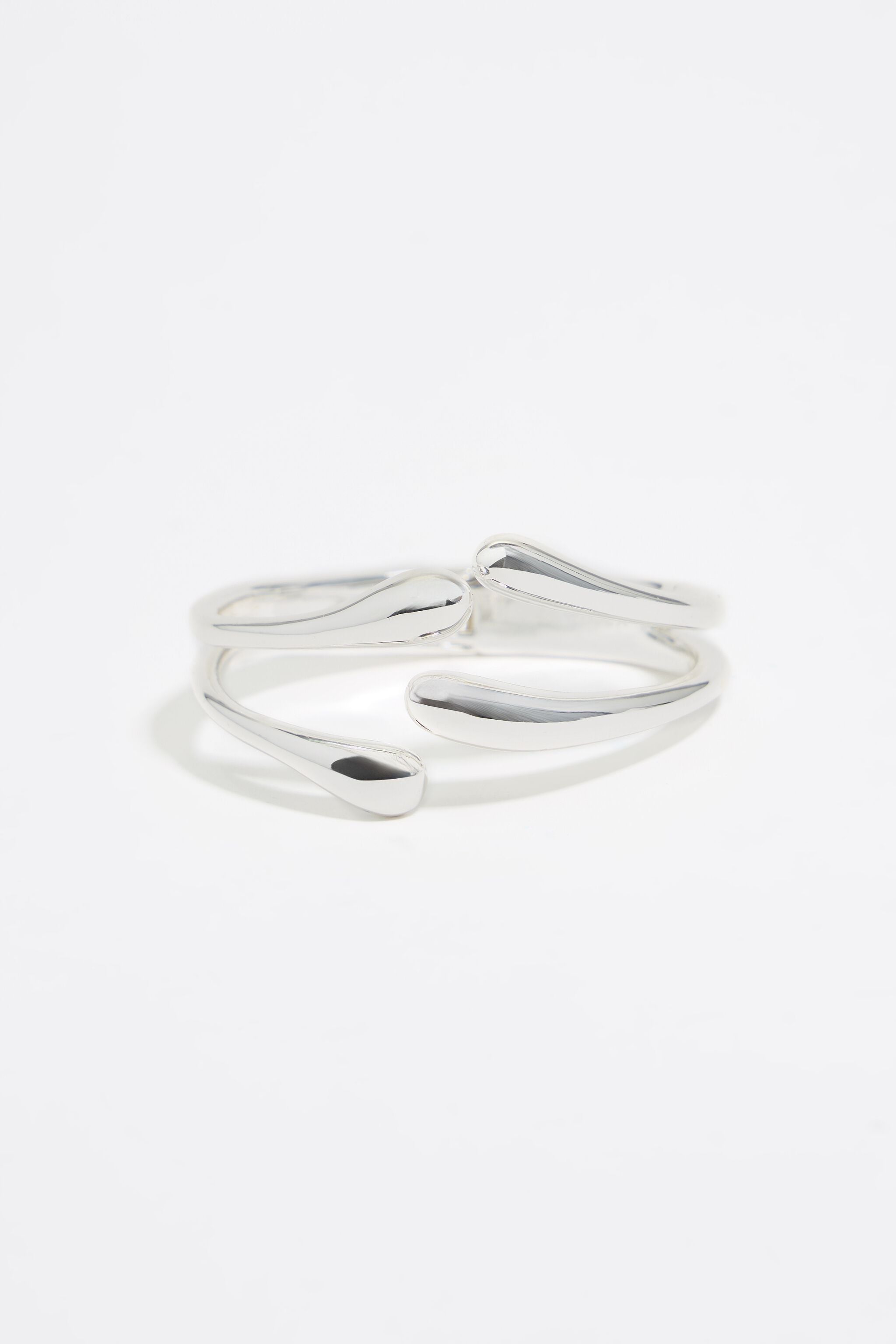 Silver metal bracelet