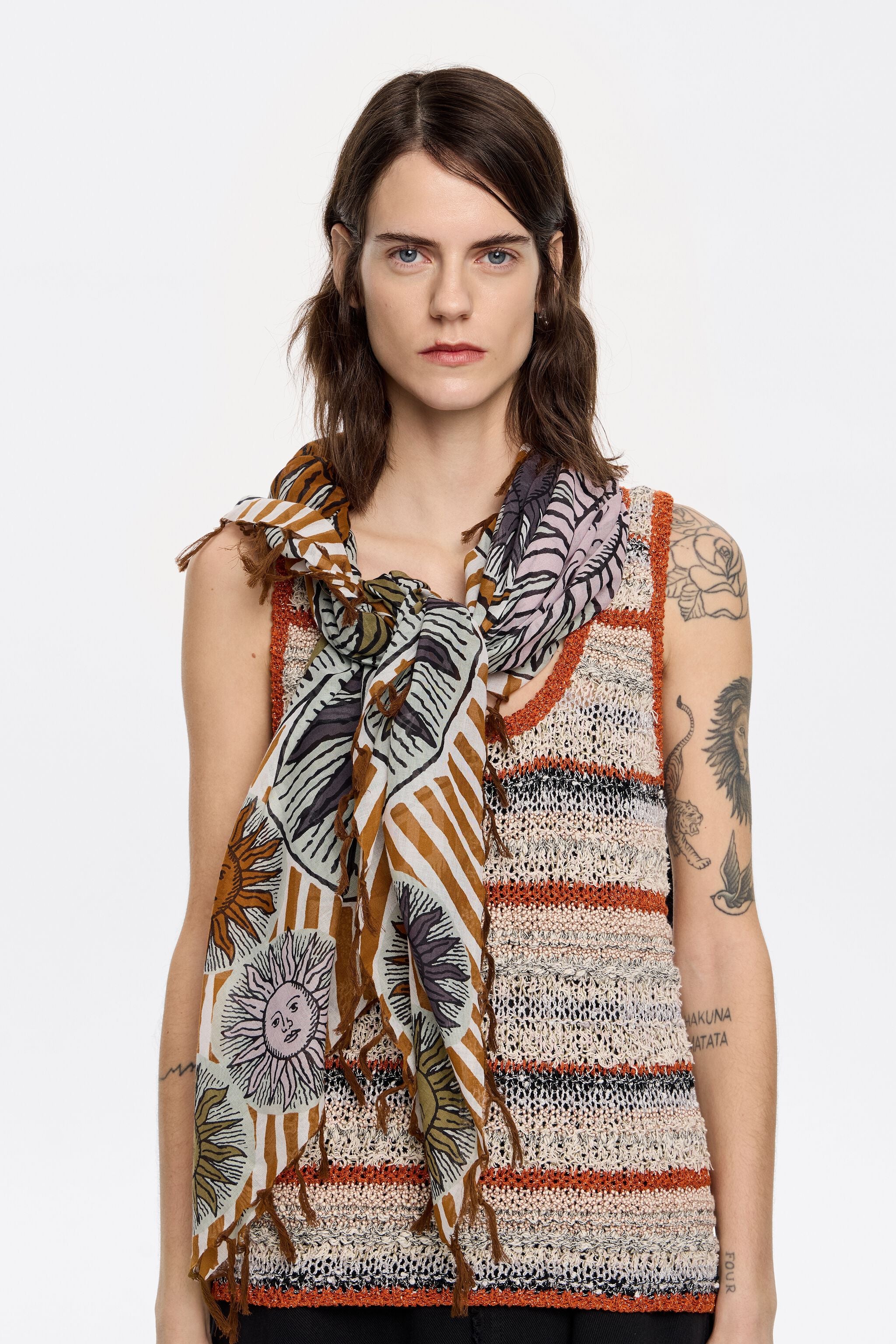 Brown suns shawl
