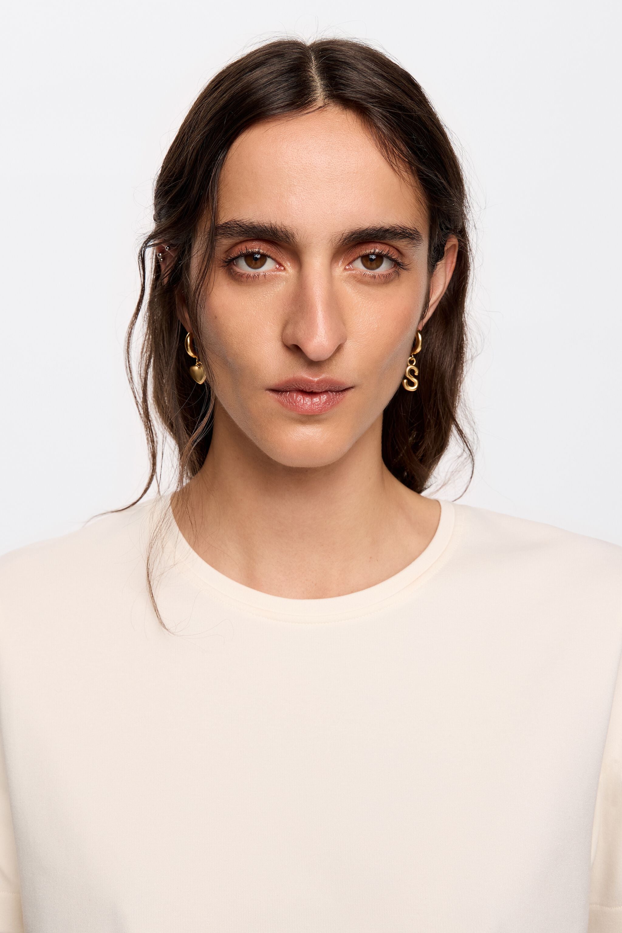 Gold letter C heart hoop earrings