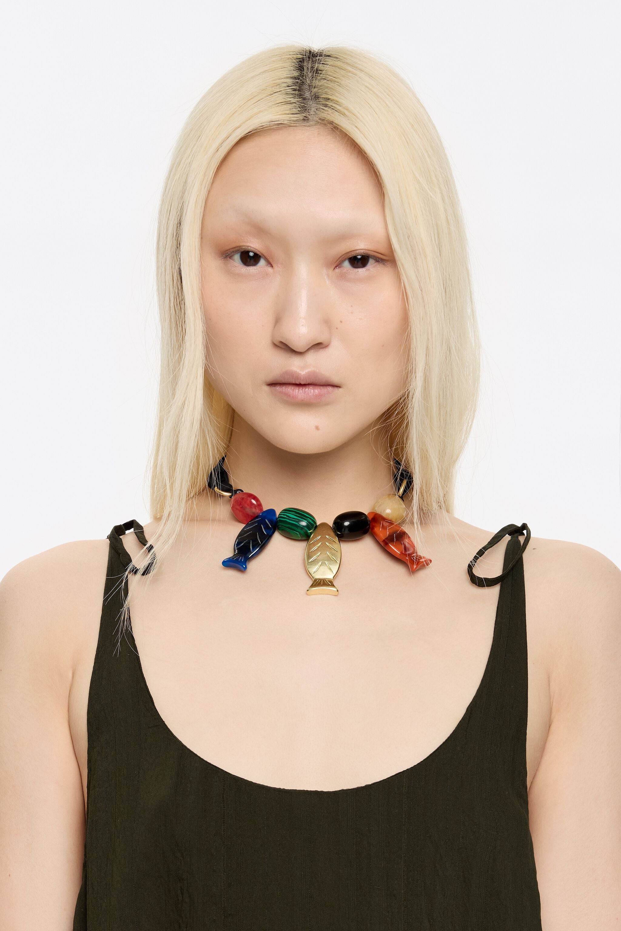 Multicolor stones and fishes necklace