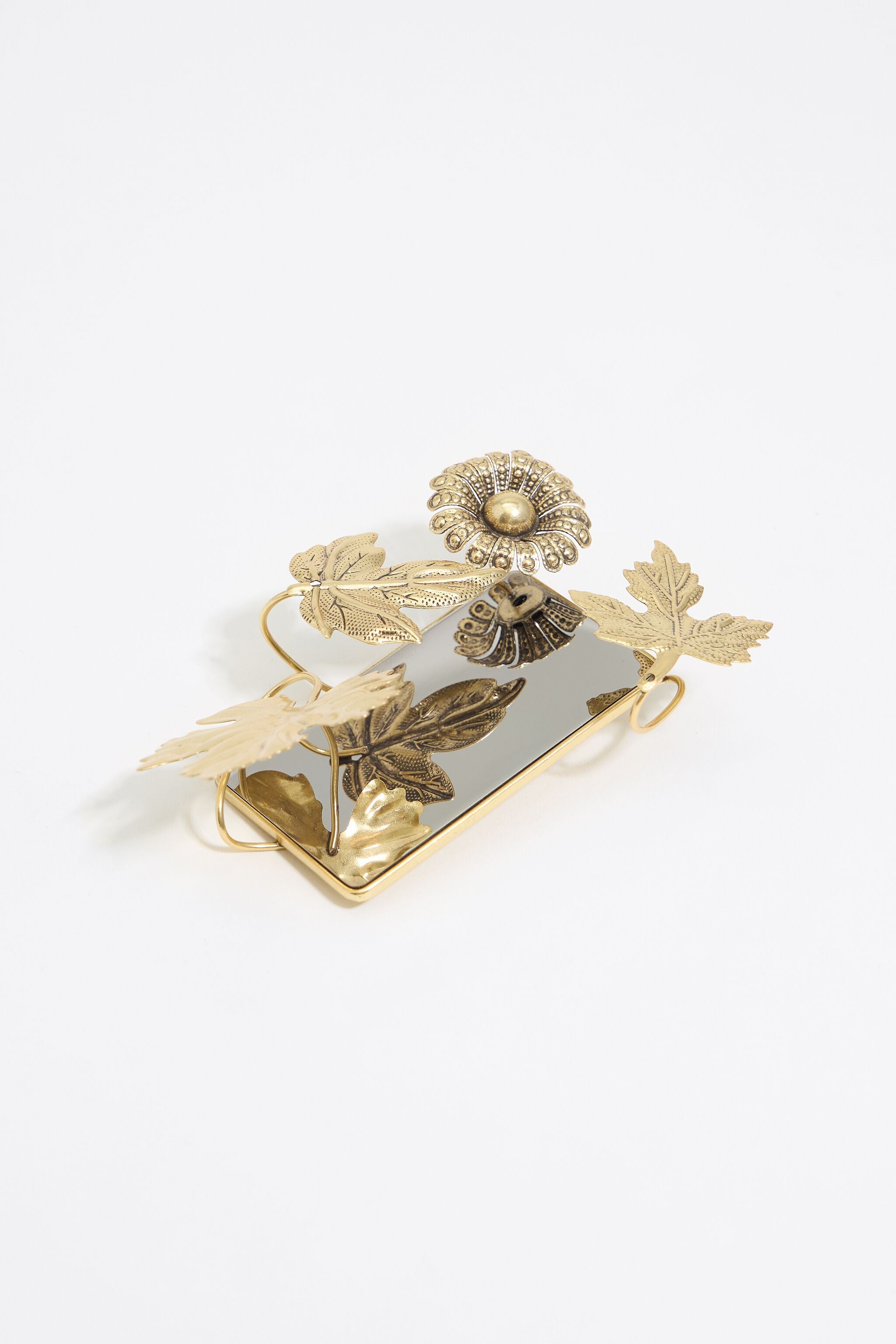 Gold leaves and mirrors earrings