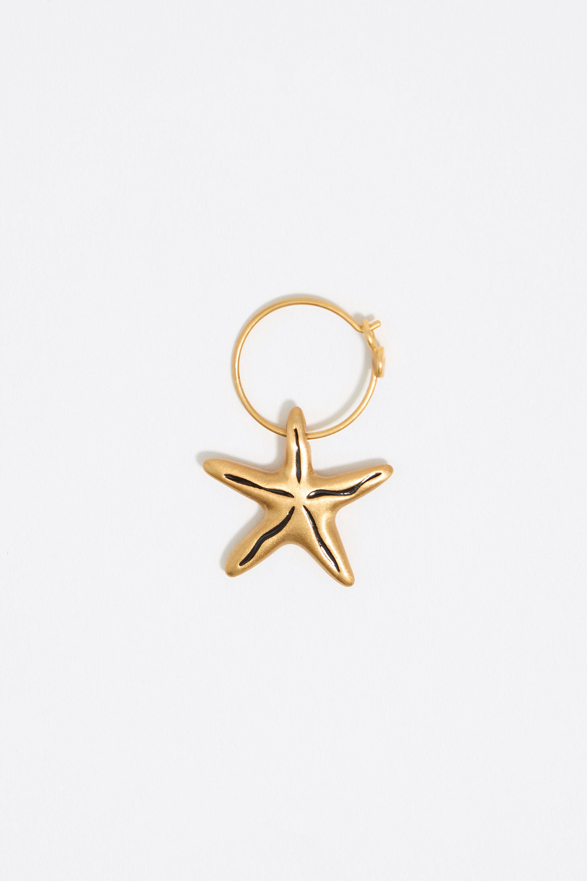 Black stars hoop earrings