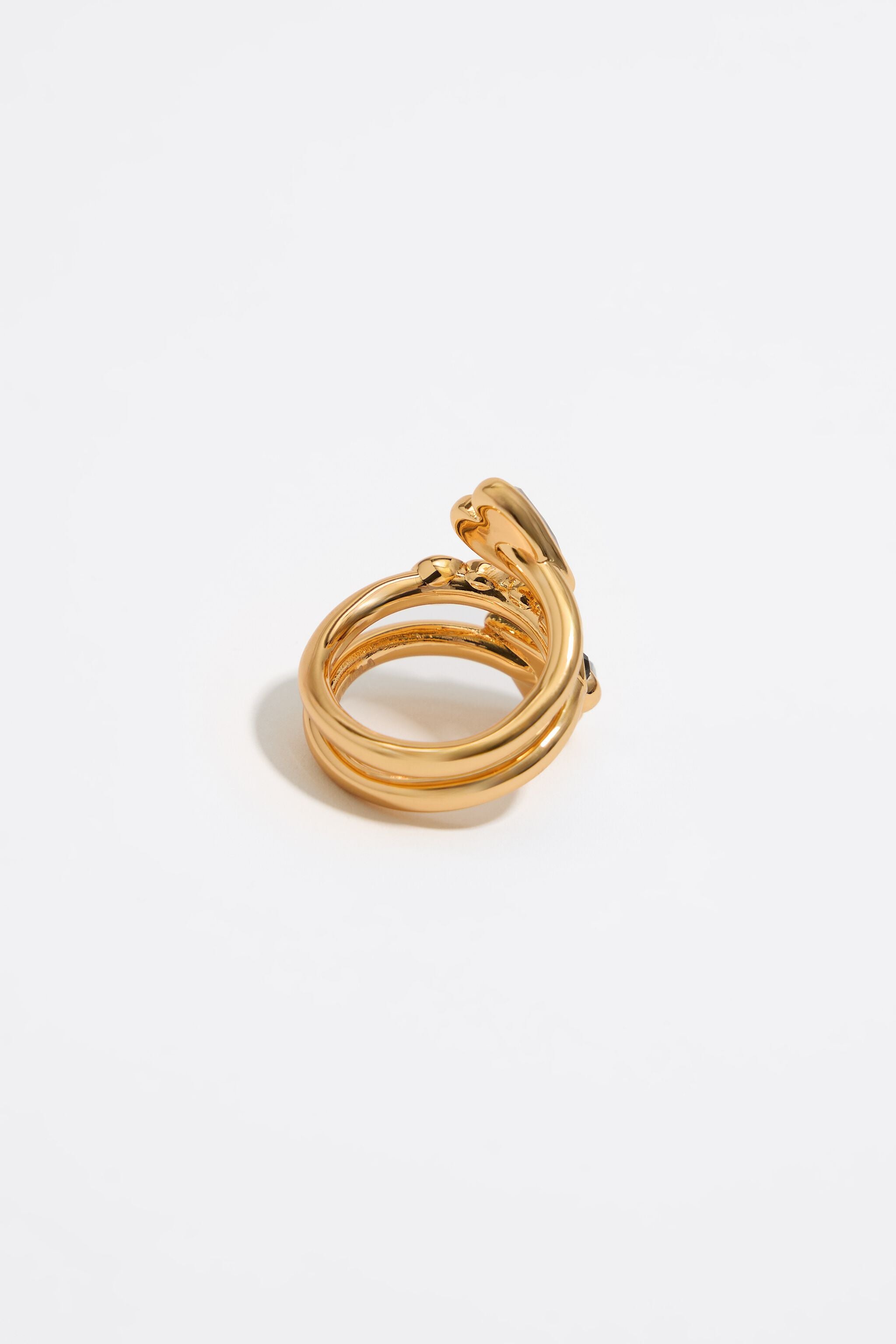 Crystal hearts spiral ring