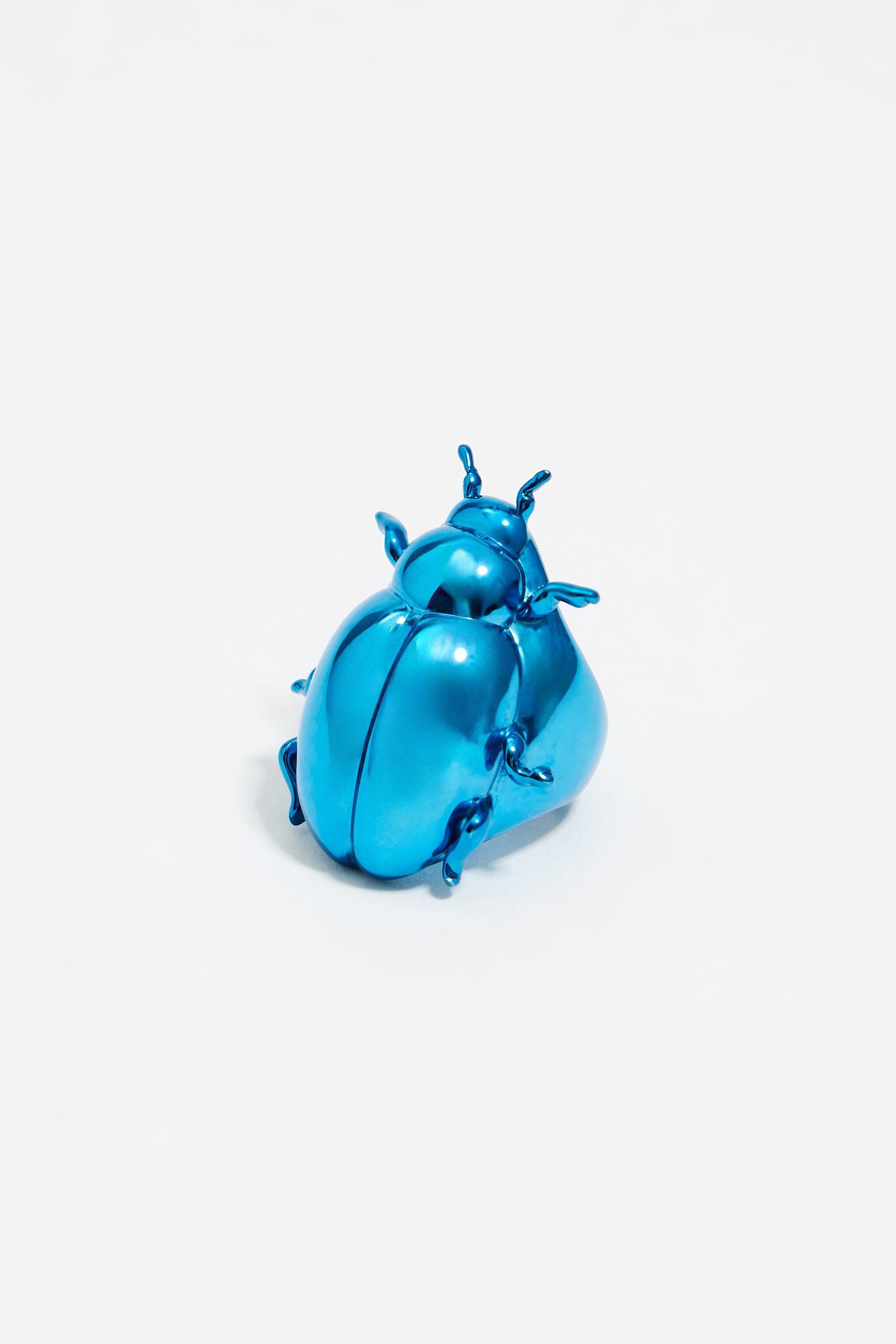 Blue beetle ring