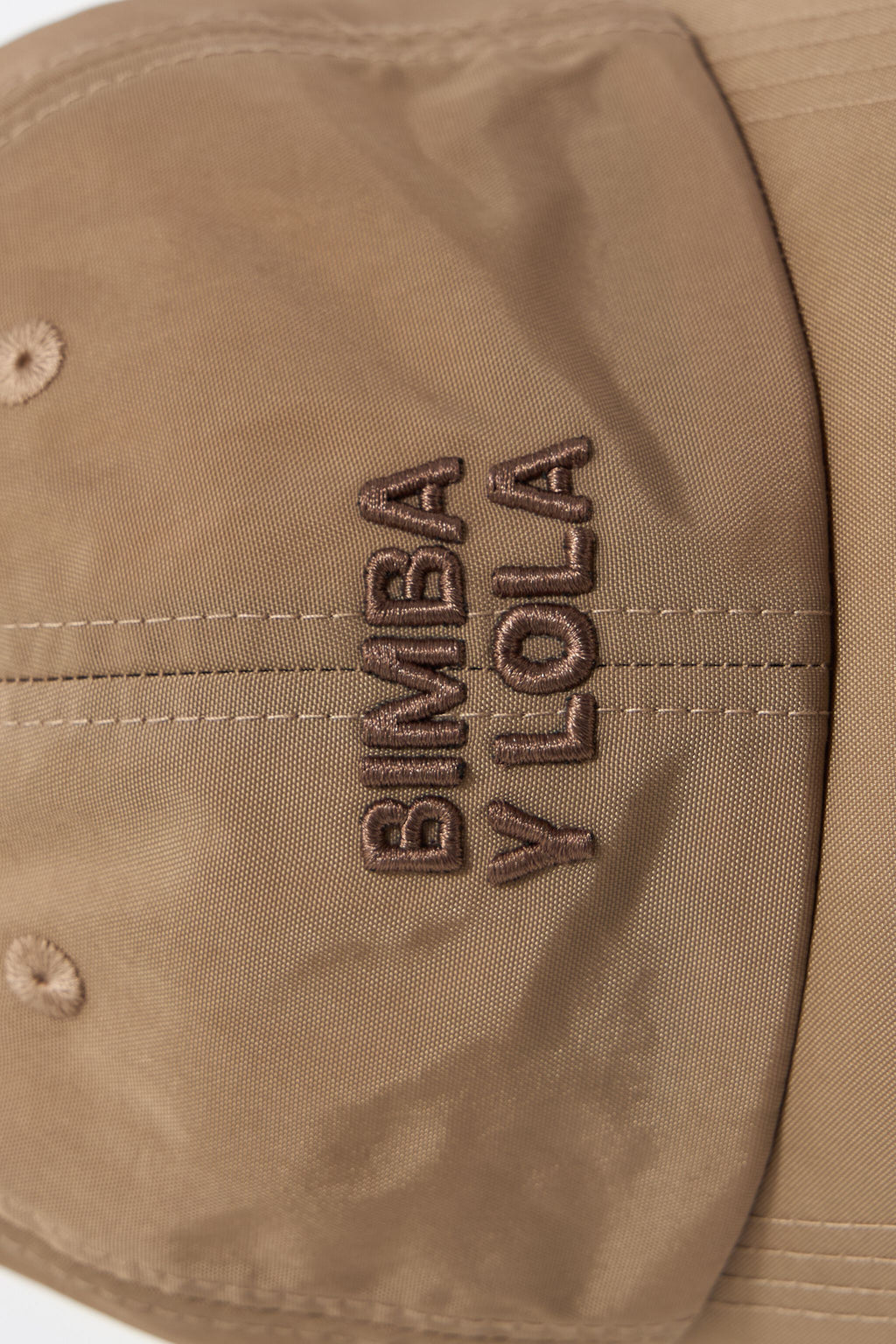 Camel nylon cap