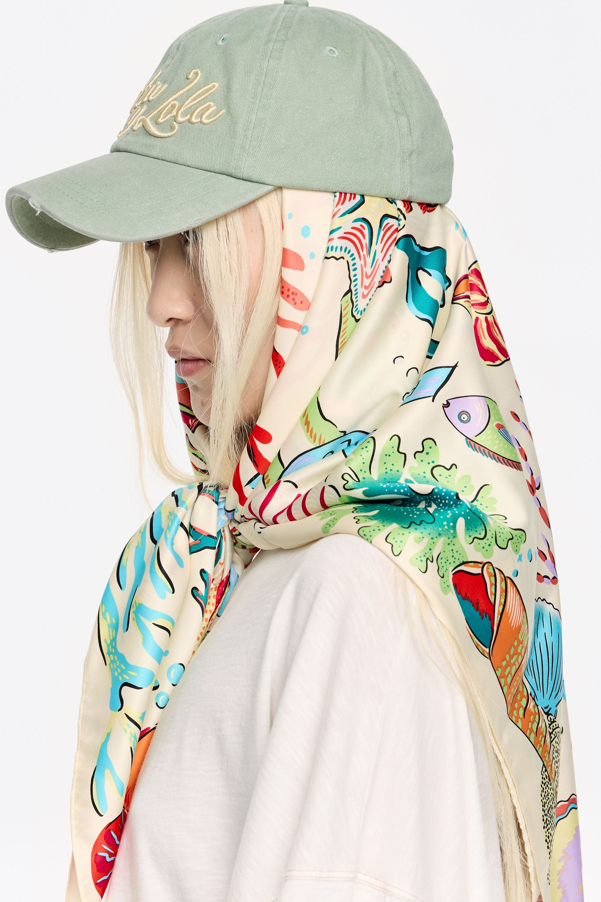 Ivory seabed scarf