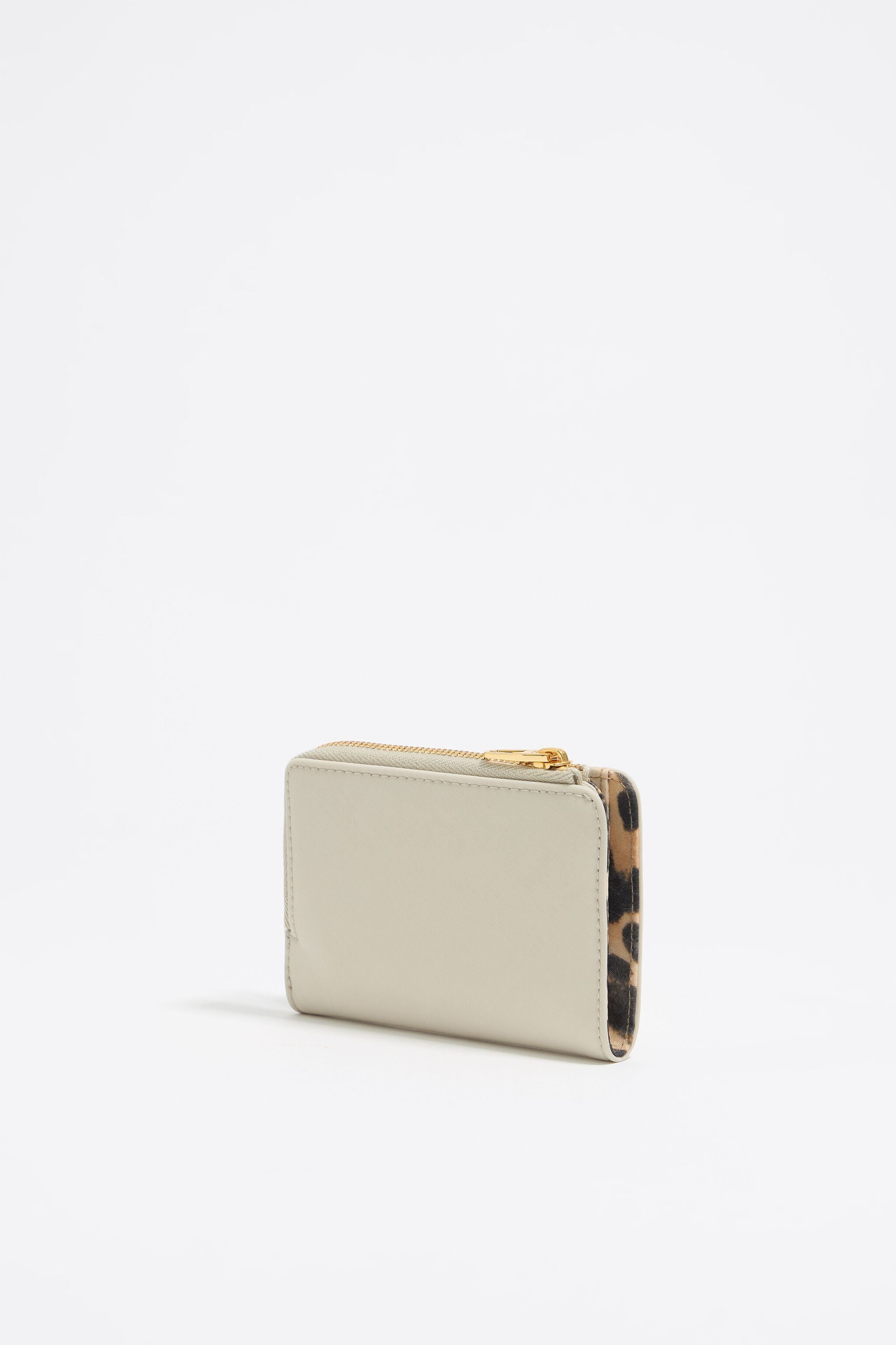 Stone white nylon purse