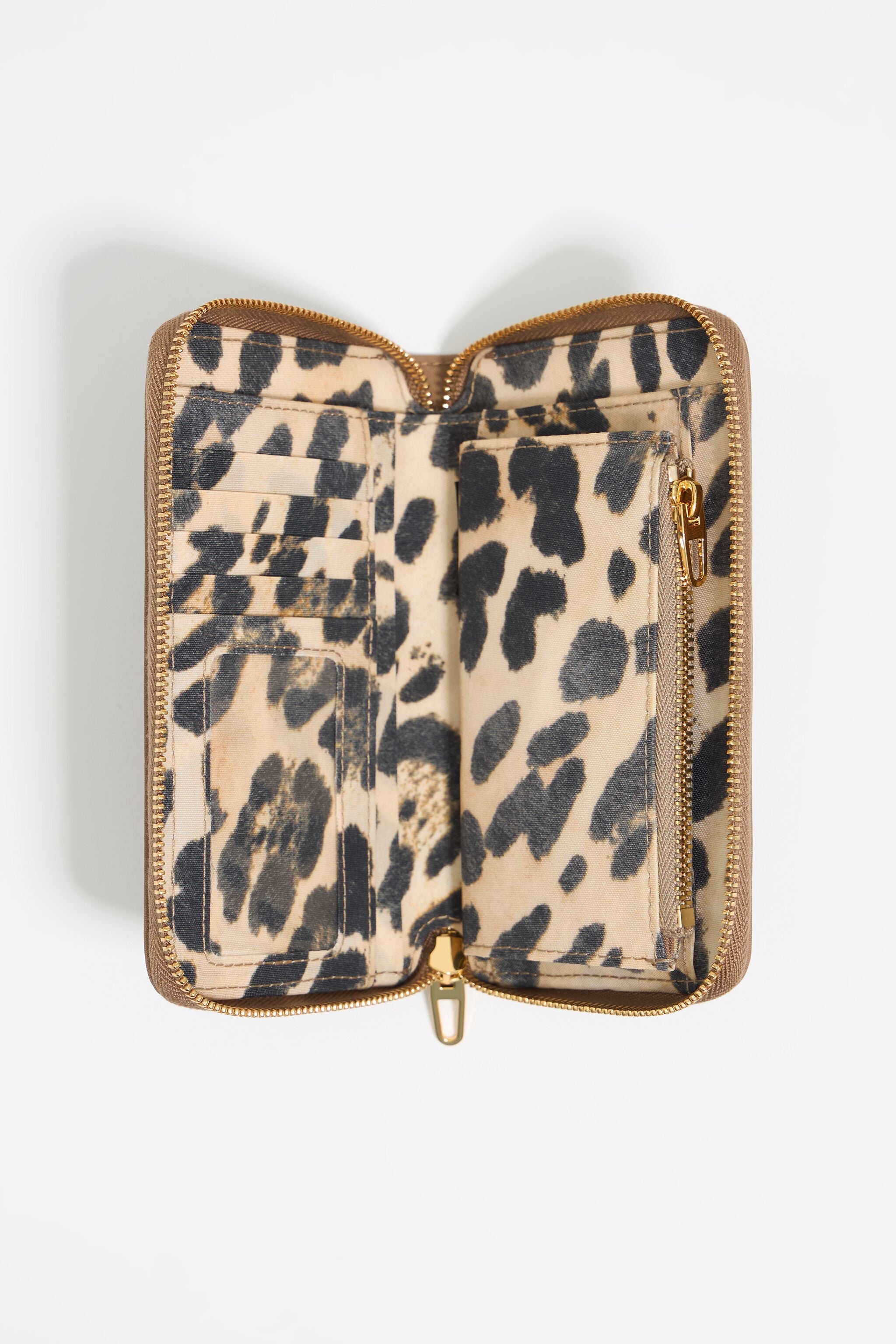 Bark brown nylon horizontal wallet