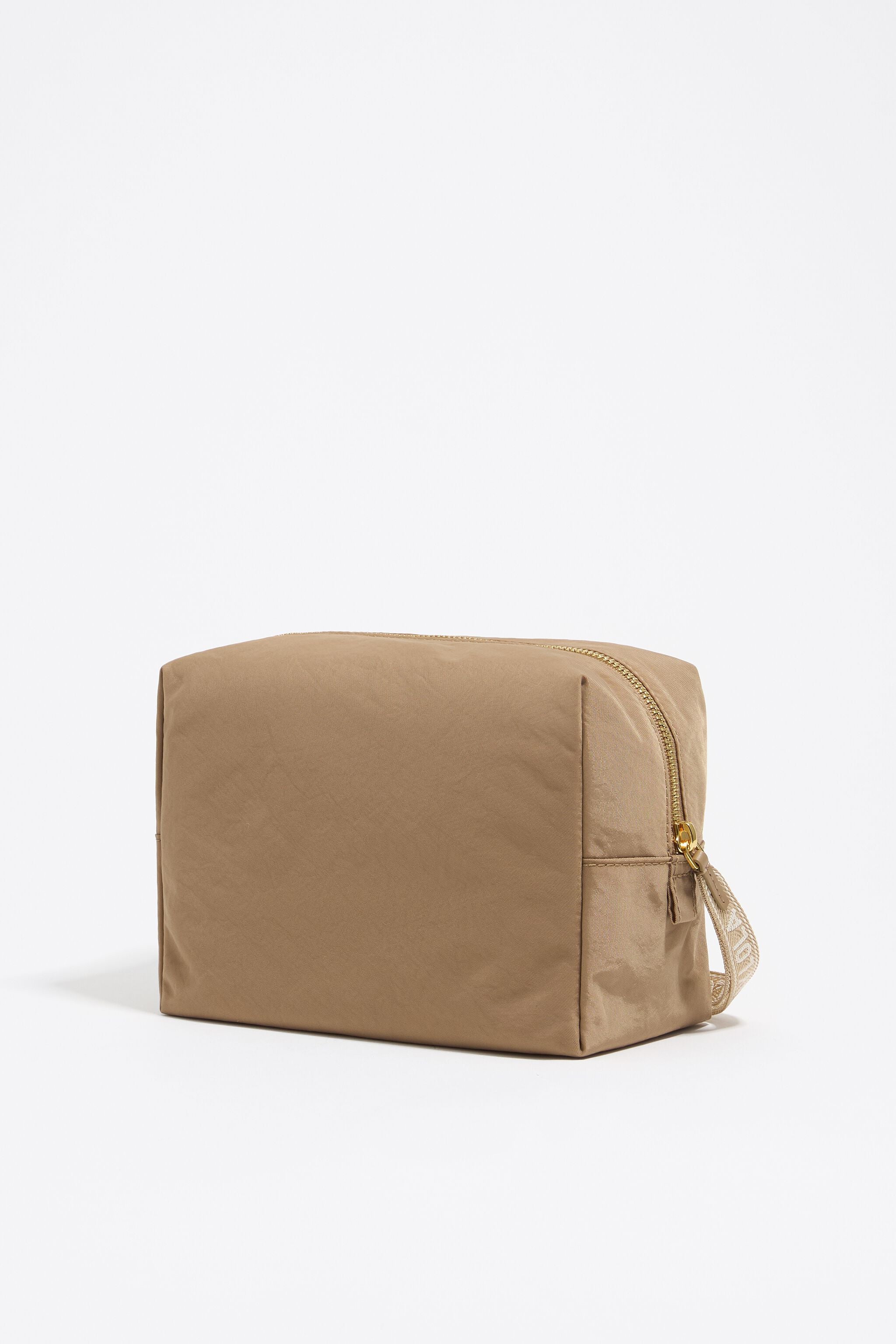 Bark brown nylon make-up case