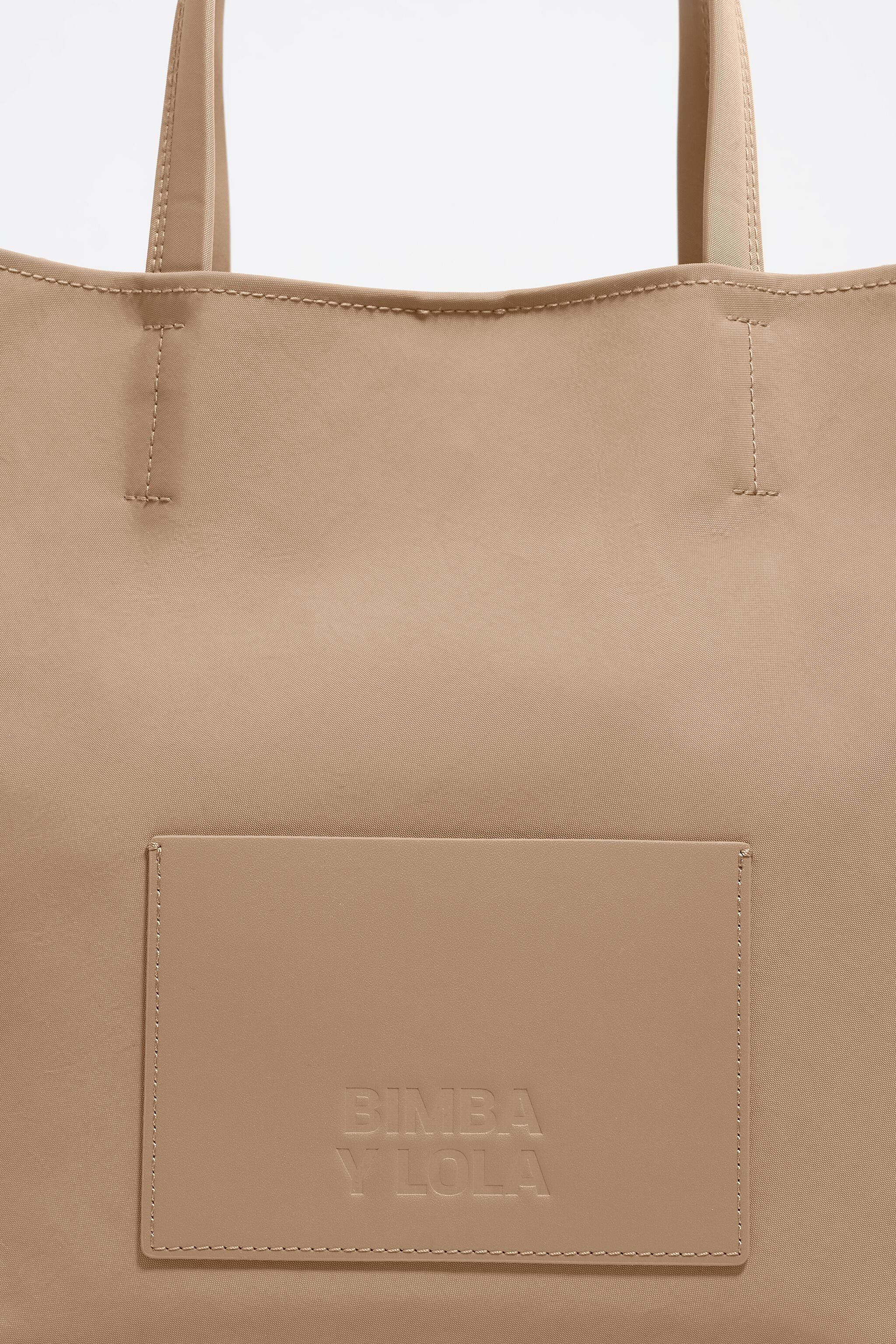 Large bark brown nylon Chihuahua shopper bag