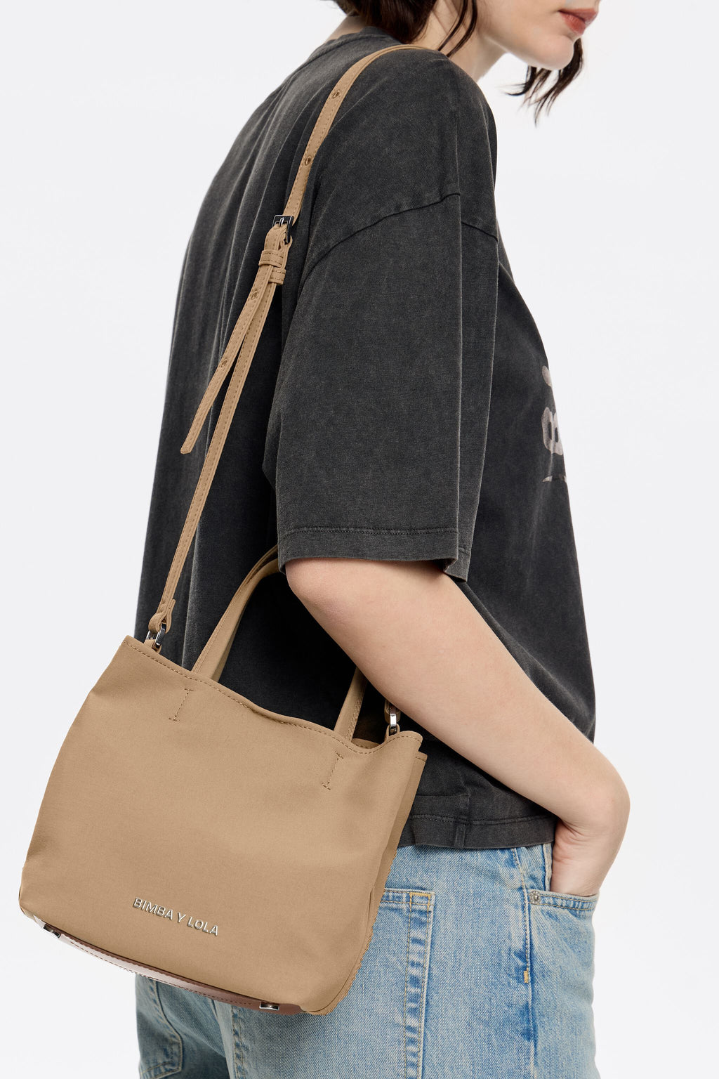 Small camel gabardine Chihuahua bag