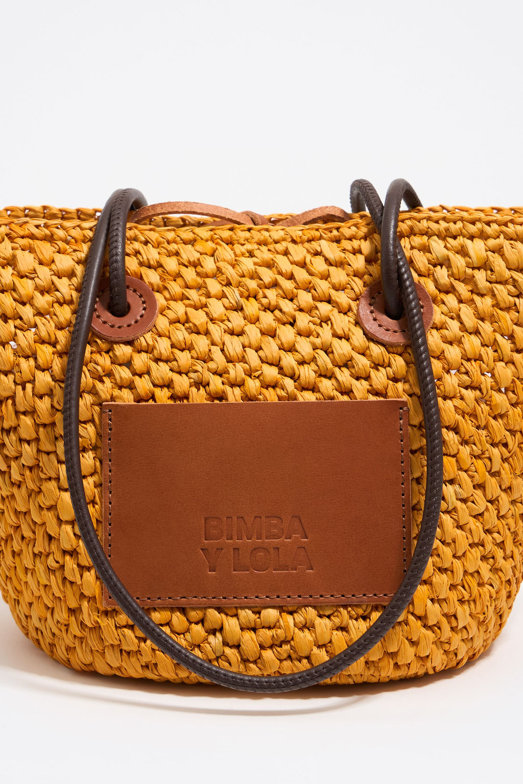 Medium tangerine basket