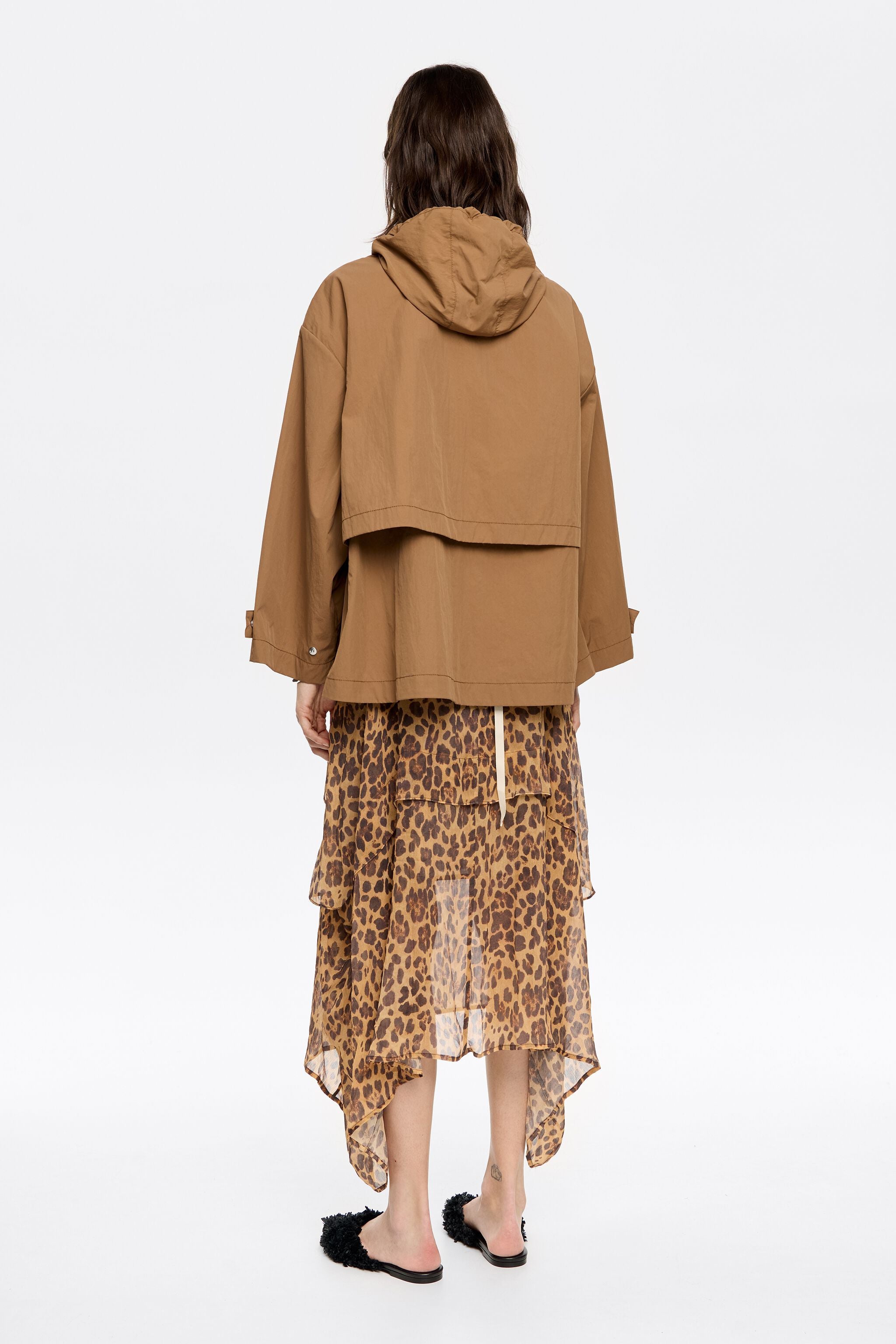 Light brown A-line trench