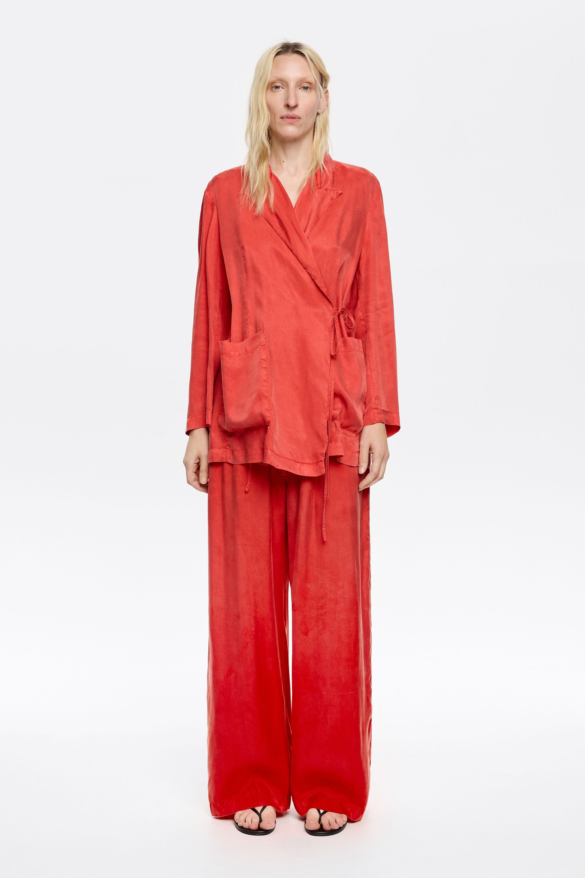 Fluid red double-breasted jacket