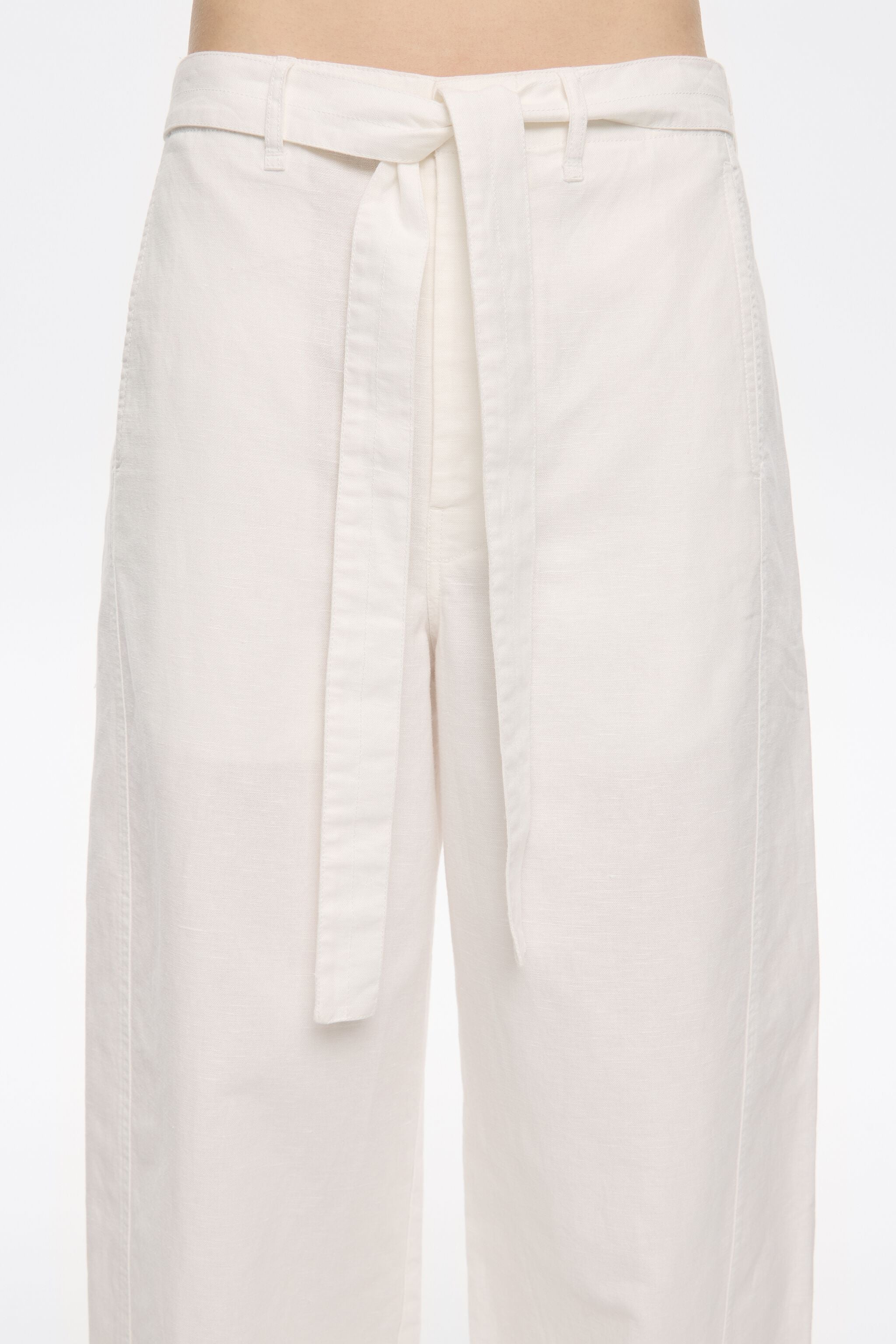 Ivory linen barrel trousers