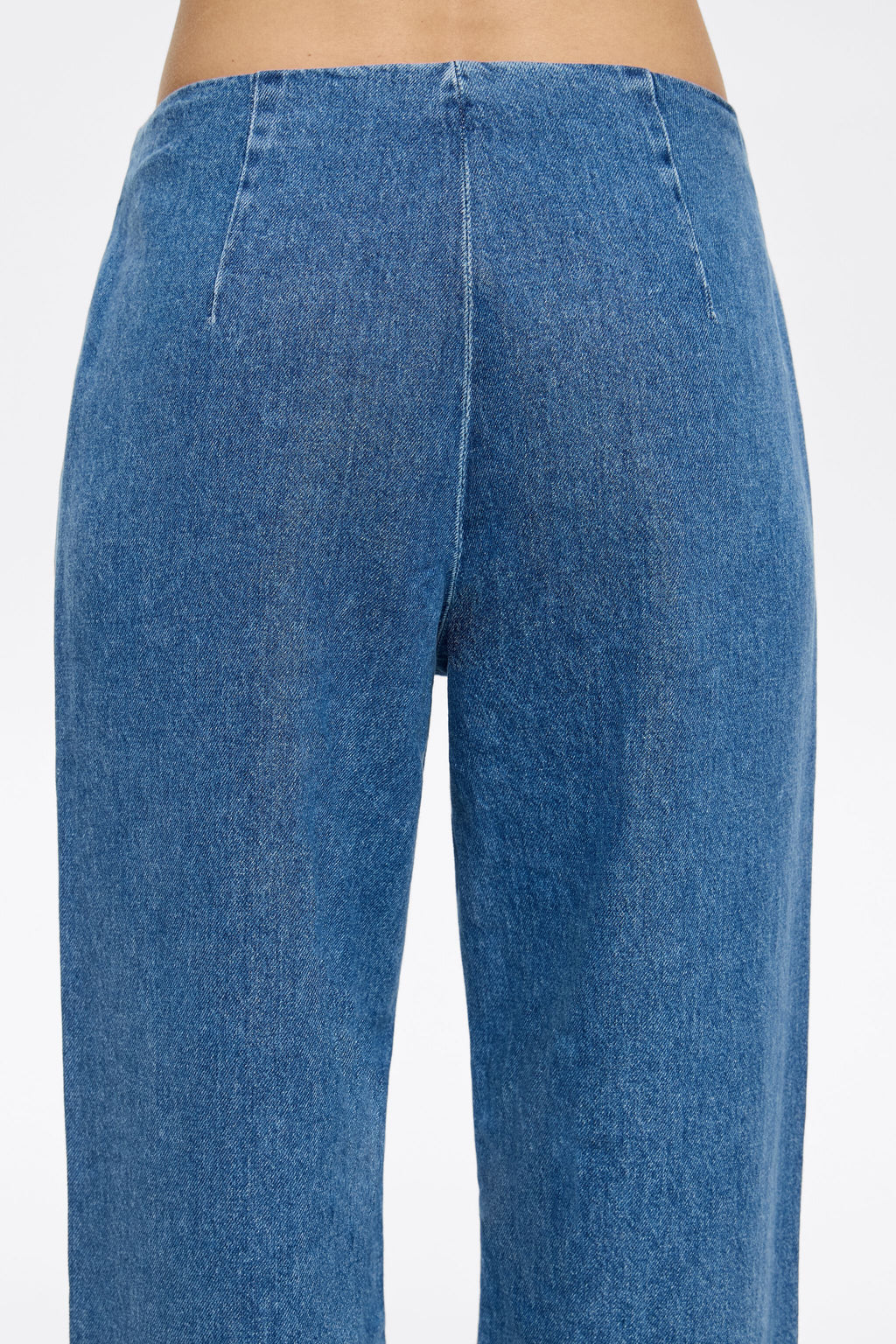 Mid-blue denim ankle-length jeans