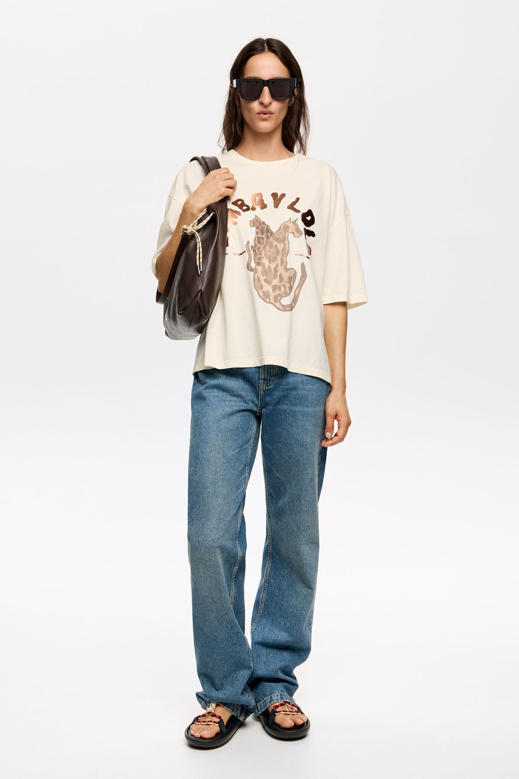White logo t-shirt