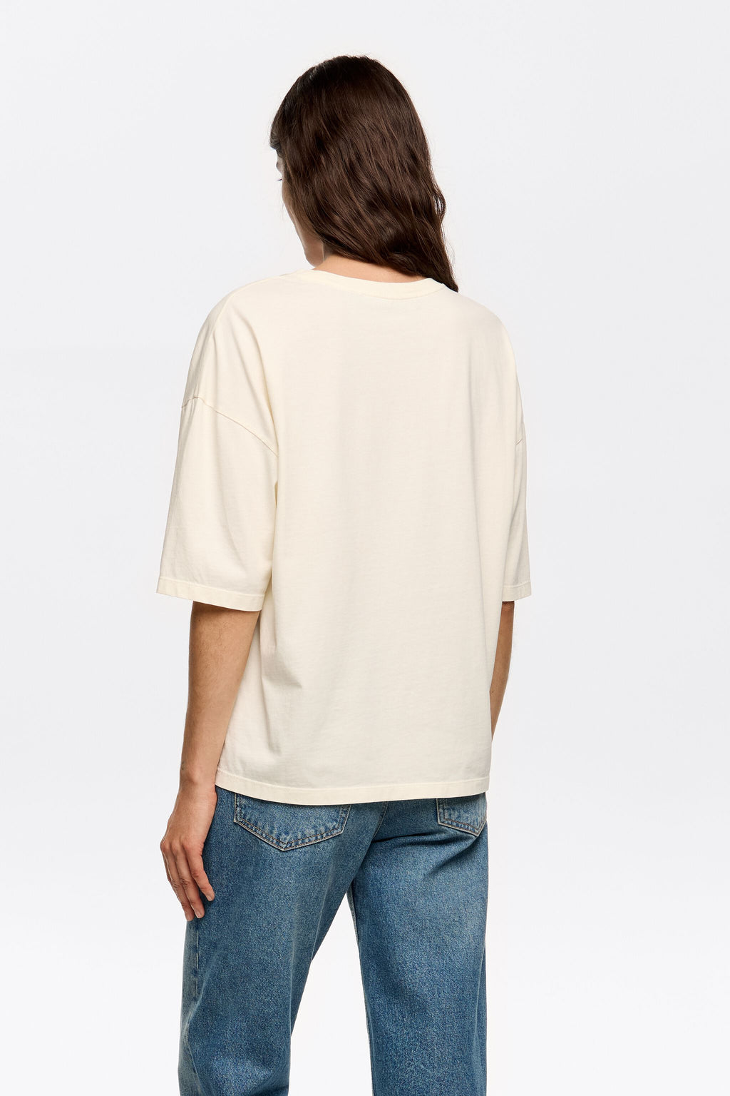 White logo t-shirt