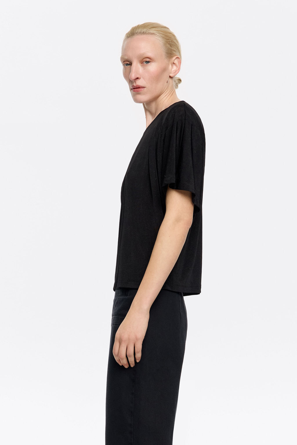 Black fluid boxy T-shirt