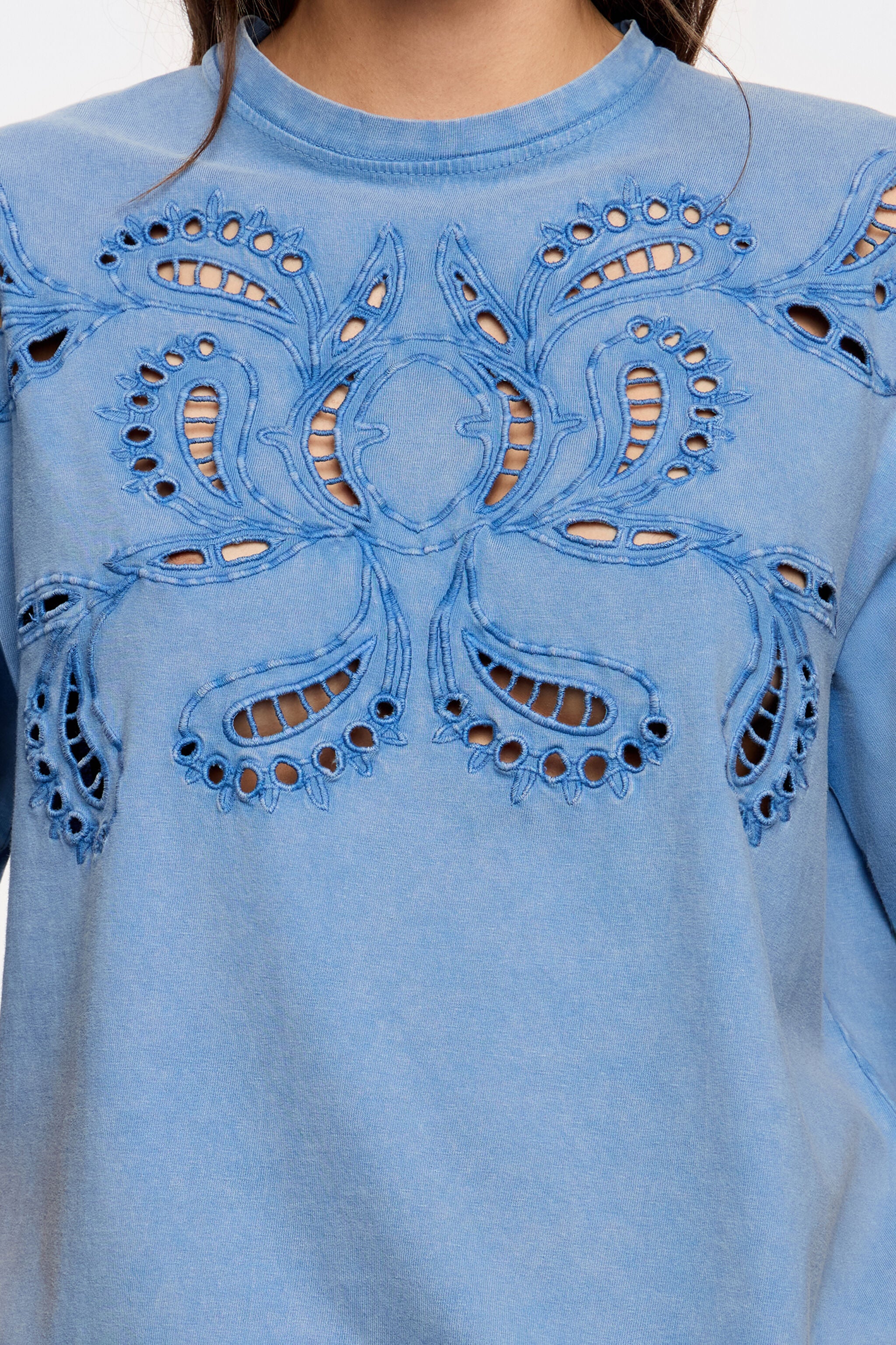 Light blue embroidered T-shirt