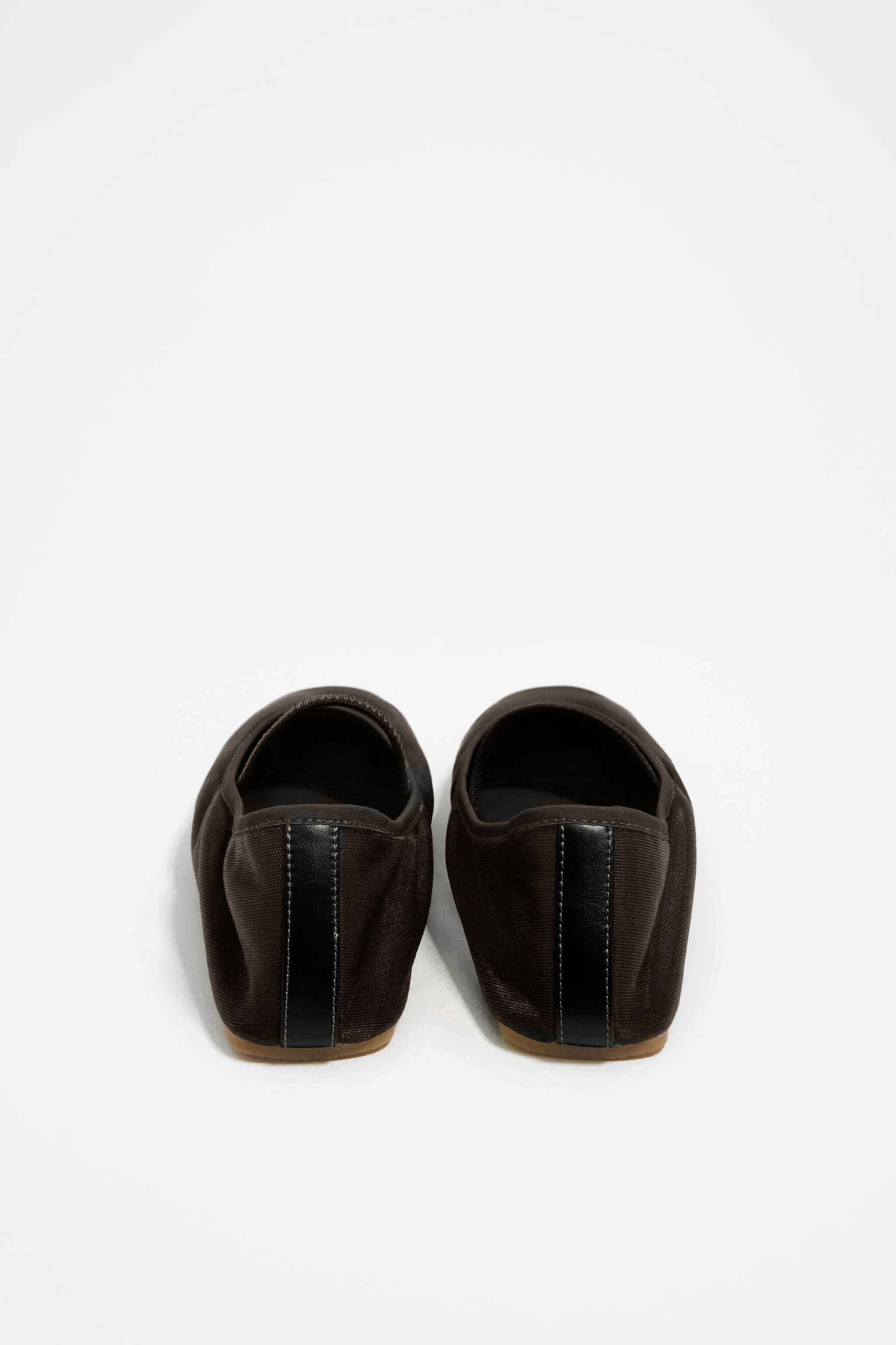Chocolate mesh elastic strap ballerina