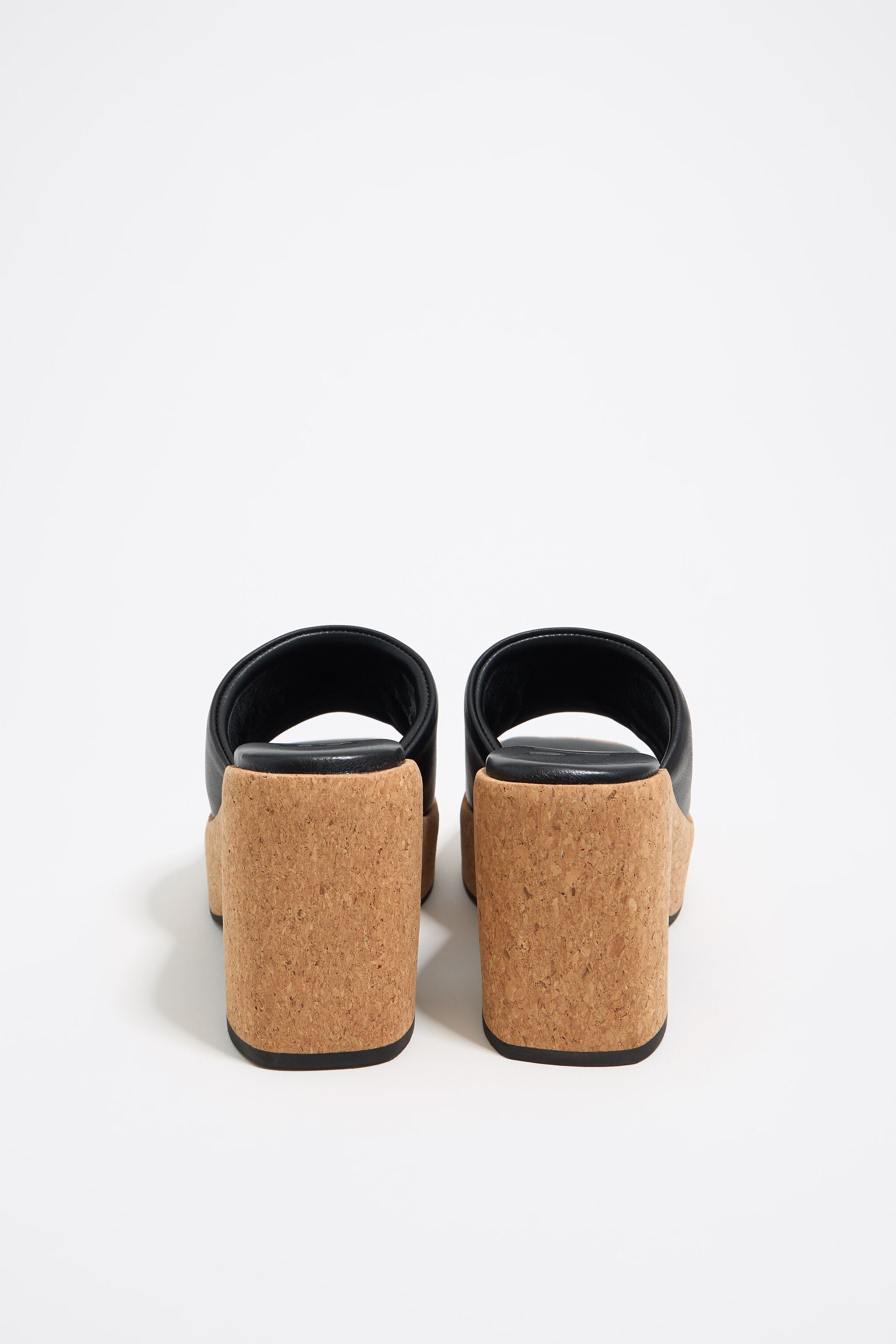Black leather heeled sandal with cork platform