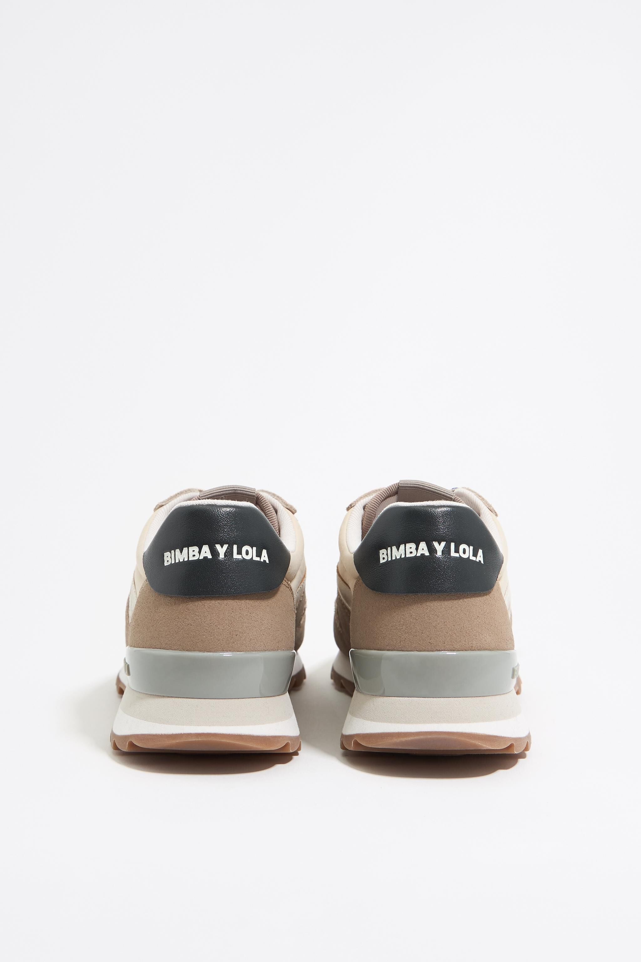 Brown technical 13 19 sneaker