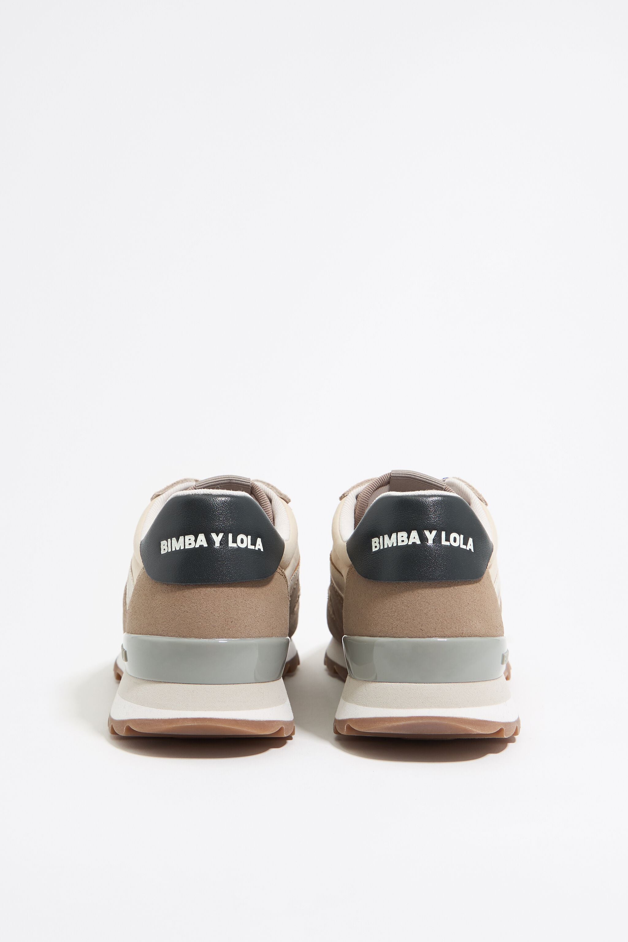 Brown technical 13 19 sneaker