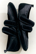 Black sporty ballerina