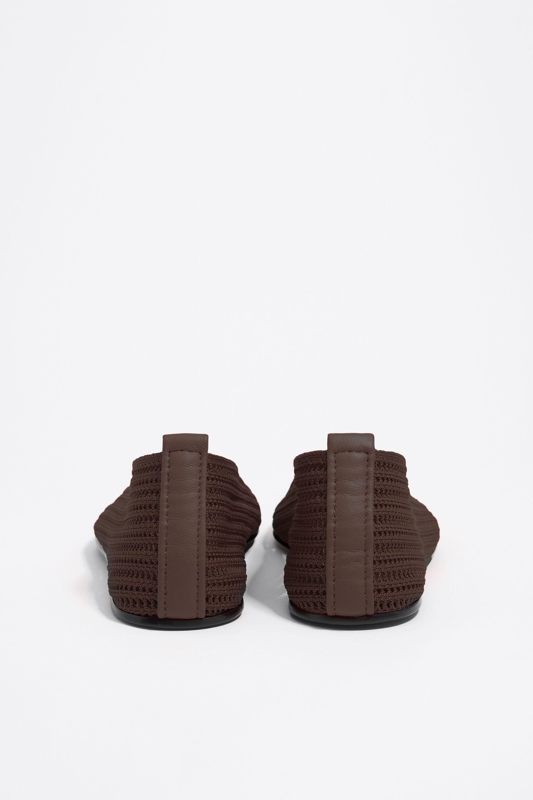 Chocolate flyknit ballerina
